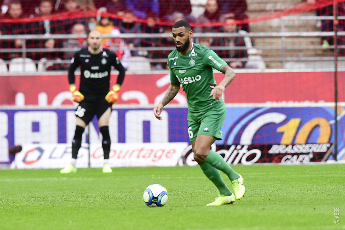 Yann M'Vila