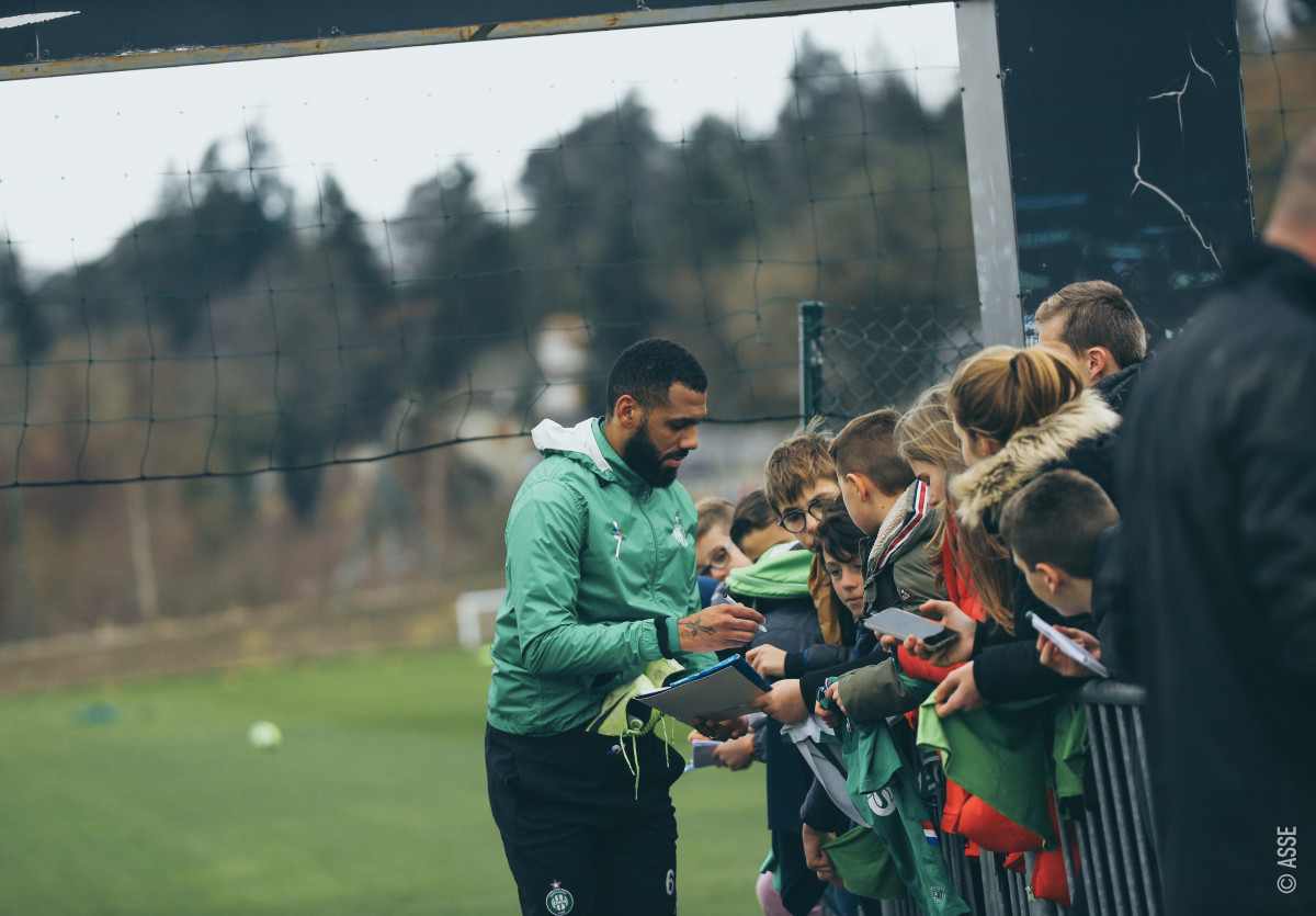 Yann M'Vila