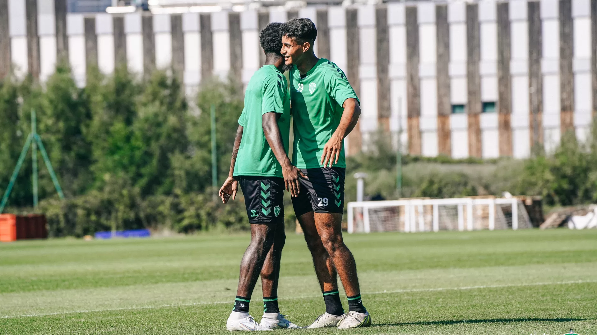 Dans le chaos, l'AS Saint-Étienne tombe de très haut