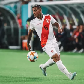 Miguel Trauco retenu avec le Pérou