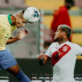 Le Pérou et Miguel Trauco plient devant Neymar