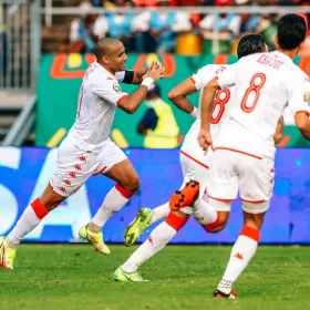 Wahbi Khazri porte la Tunisie