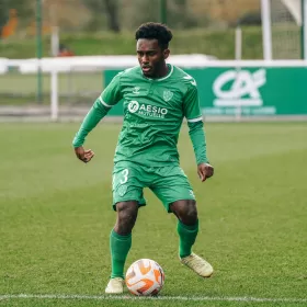Adversaires mais bons amis pour le dernier match test