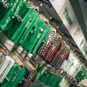 Jusqu'à -70% de remises cumulables : profitez du Black Friday !