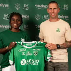 Belgian striker Welma Fon goes green!