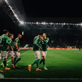 Les Verts réagissent avec brio !