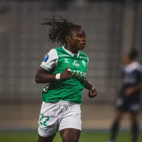 Welma Fon pr&ecirc;t&eacute;e au DUX Logro&ntilde;o