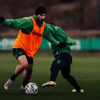 Premi&egrave;re s&eacute;ance de la semaine au Centre sportif Robert Herbin !