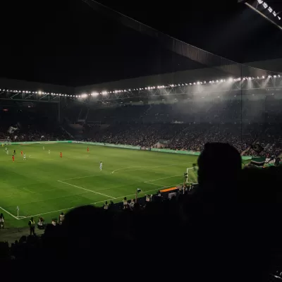 En route vers le guichets ferm&eacute;s, votre place pour ASSE - Red Star