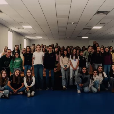 Les Vertes &agrave; la rencontre des jeunes sportives du coll&egrave;ge Mario Meunier !