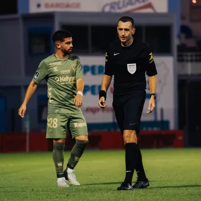 Antoine Valnet au sifflet