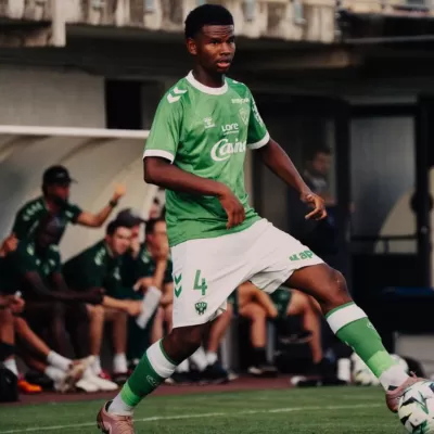 Axel Dodote prolonge avec l'ASSE et rejoint Pau en pr&ecirc;t